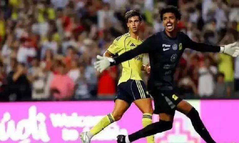 关于科维托娃焦点对战，C罗与40激战湖人分钟，爆冷胜负难料！引发球迷热议的信息-九游